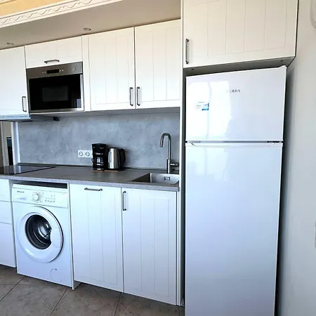 Direct At The - * Arguineguin